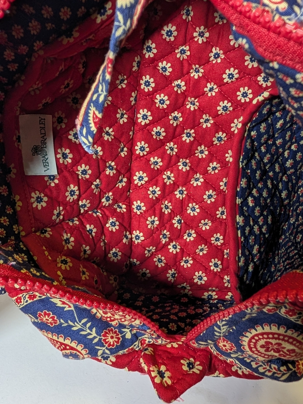 Vera Bradley Classic Handbag (barrel / mini-duffel style) - Picture 7 of 7